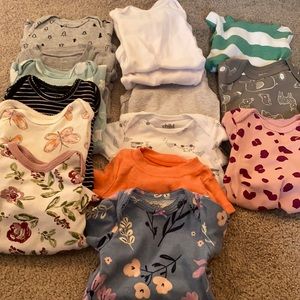 Long sleep/short sleeve onesies